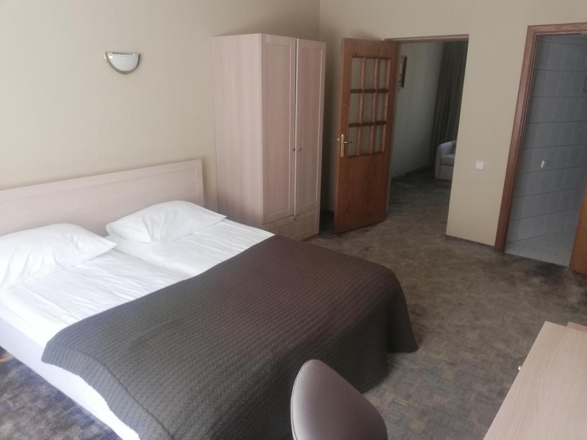 Hotel Senas Namas Alytus Buitenkant foto