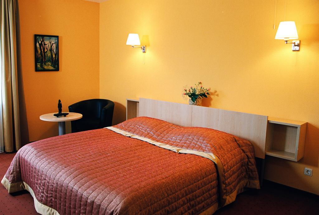 Hotel Senas Namas Alytus Buitenkant foto